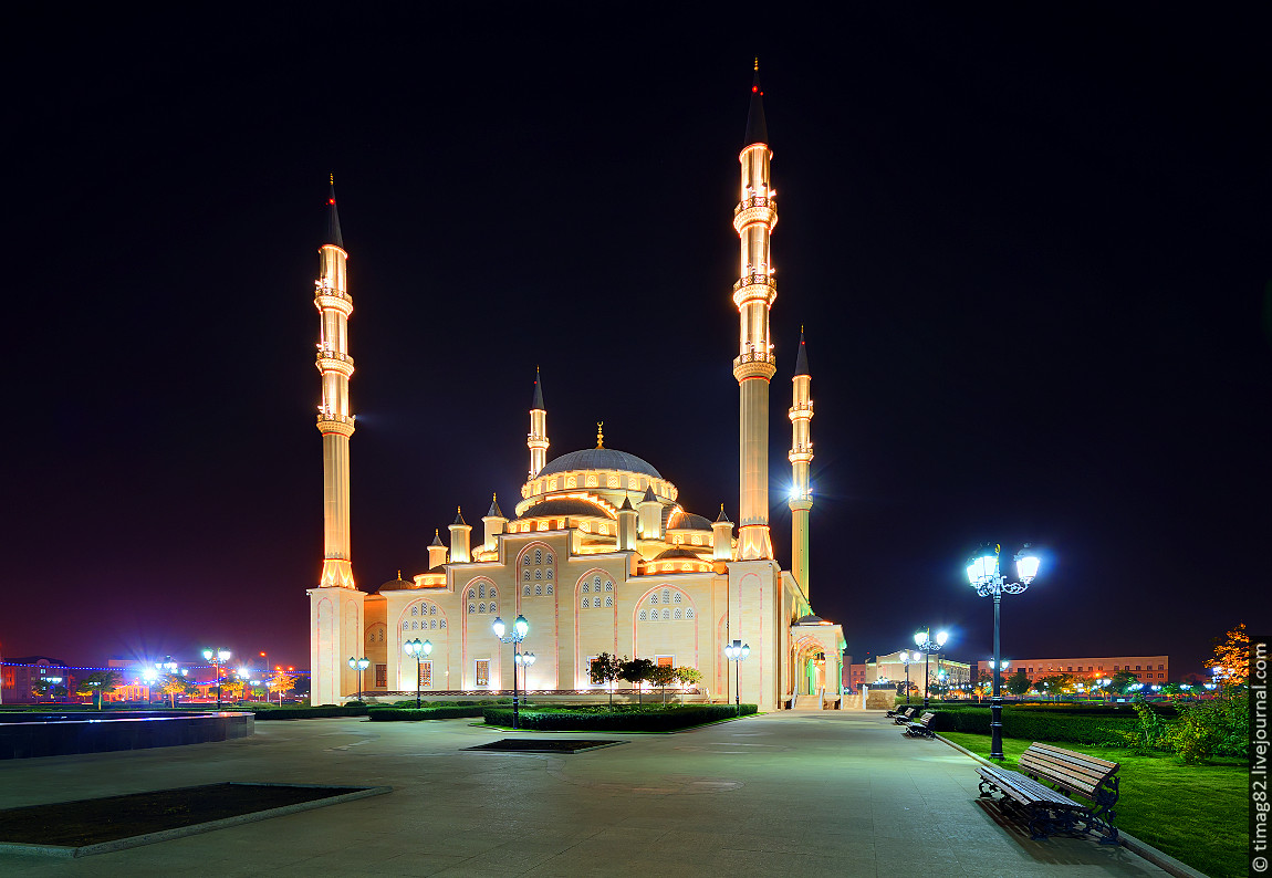 Мечеть в городе Grozny
Мечеть в городе Grozny
Ключевые слова: Grozny,город
