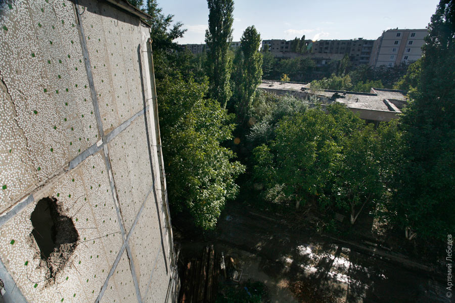 Город Грозный. Разрушения. Зелень
Лето в городе Грозный
Ключевые слова: лето,грозный