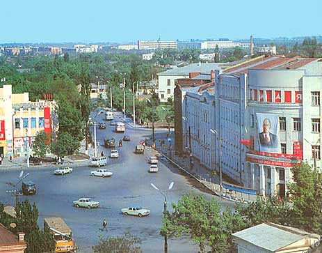 Старый город Грозный.
 Перекрёсток, старый город Грозный
Ключевые слова: грозный,улица,чечения